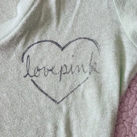 Victoria's Secret Pink vneck heart logo top top and cropped joggers loun… - Picture 3 of 11